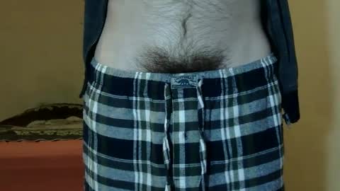 Snapshot of ronniemaster chatting on January 31, 2025, 4:58 am ronniemaster online show from January 31, 2025, 4:58 am