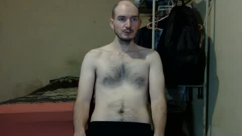 Snapshot of ronniemaster chatting on September 19, 2025, 12:02 am ronniemaster online show from September 19, 2025, 12:02 am