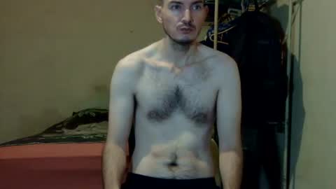 Snapshot of ronniemaster chatting on October 20, 2025, 12:11 am ronniemaster online show from October 20, 2025, 12:11 am