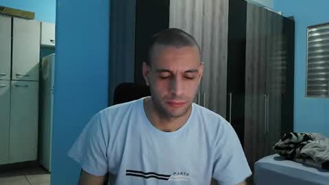 Snapshot of ronnispoto chatting on June 11, 2026, 9:57 pm ronny online show from June 11, 2026, 9:57 pm