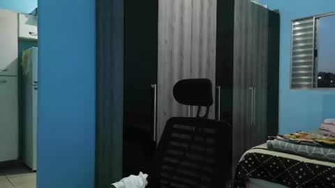 Snapshot of ronnispoto chatting on June 16, 2026, 8:44 pm ronny online show from June 16, 2026, 8:44 pm