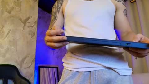 Ronny Colton online show from June 12, 2026, 10:14 am