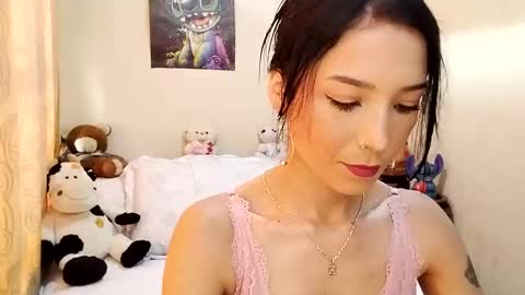 Snapshot of ronny_m_12 chatting on February 24, 2025, 7:09 pm andrea online show from February 24, 2025, 7:09 pm