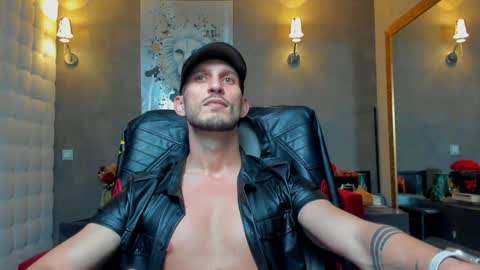 onlyfans-   online show from December 10, 2024, 8:27 pm