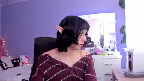 Twelve 3 Inst Twelve 312002 Twitter Room312 2002 online show from December 10, 2024, 7:11 pm