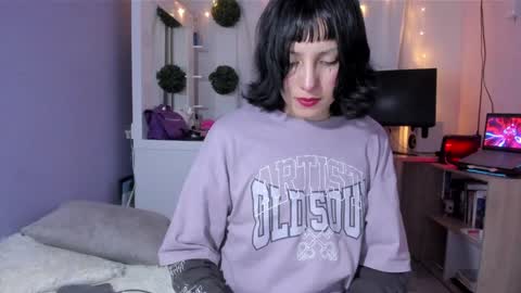 Twelve 3 Inst Twelve 312002 Twitter Room312 2002 online show from December 24, 2024, 3:05 am