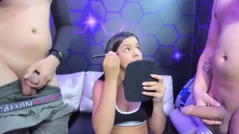 Snapshot of room_kitty chatting on March 11, 2025, 11:15 pm  MIA AND PAUL online show from March 11, 2025, 11:15 pm