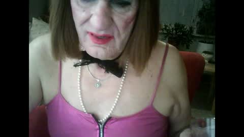 Snapshot of rosa_teevee chatting on December 3, 2024, 6:49 pm Tina online show from December 3, 2024, 6:49 pm