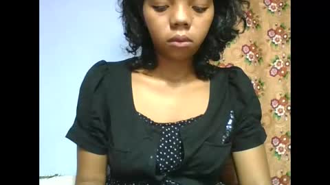 rosah225127 online show from May 21, 2026, 6:04 pm