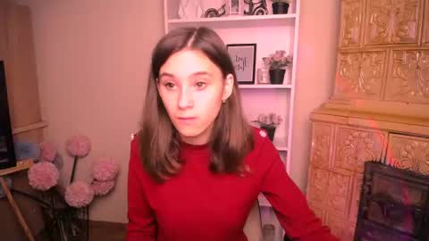 Snapshot of rosalais_ chatting on July 9, 2026, 6:28 am Rose online show from July 9, 2026, 6:28 am