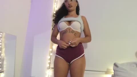 Snapshot of rosalinatoosexy chatting on September 14, 2025, 4:55 am Rosalina online show from September 14, 2025, 4:55 am