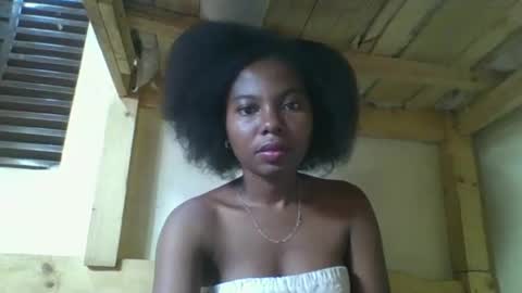 Rosalinda online show from March 3, 2026, 2:50 am