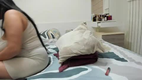 Rosa online show from April 16, 2026, 9:39 pm