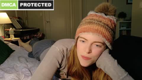 rose77782 online show from December 11, 2024, 7:03 pm