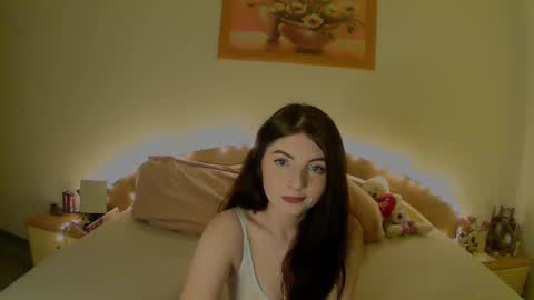 Snapshot of rose_2004 chatting on February 22, 2025, 11:35 pm Rose online show from February 22, 2025, 11:35 pm