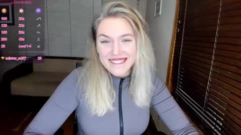 Snapshot of rose_brooks chatting on December 4, 2024, 8:07 pm Rose but u can call me princess online show from December 4, 2024, 8:07 pm