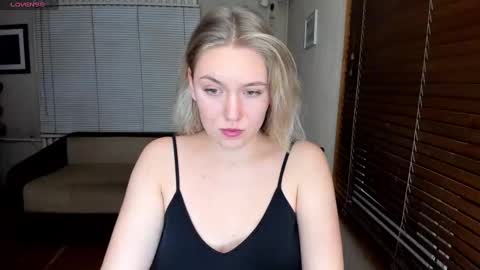 Snapshot of rose_brooks chatting on December 8, 2024, 8:25 pm Rose but u can call me princess online show from December 8, 2024, 8:25 pm