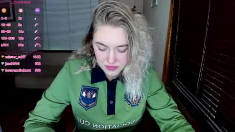 Snapshot of rose_brooks chatting on December 26, 2024, 7:27 pm Rose but u can call me princess online show from December 26, 2024, 7:27 pm