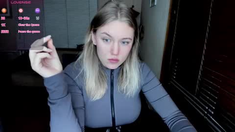 Snapshot of rose_brooks chatting on January 12, 2025, 7:31 pm Rose but u can call me princess online show from January 12, 2025, 7:31 pm