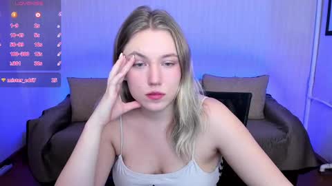 Snapshot of rose_brooks chatting on February 13, 2025, 8:24 pm Rose but u can call me princess online show from February 13, 2025, 8:24 pm