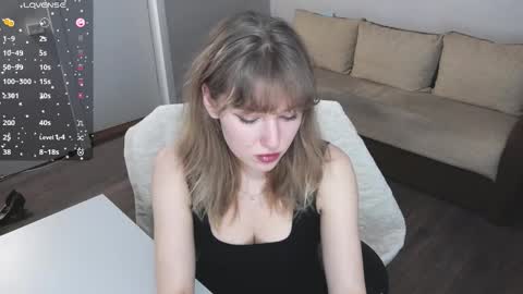 Rose but u can call me princess online show from March 10, 2026, 8:03 pm