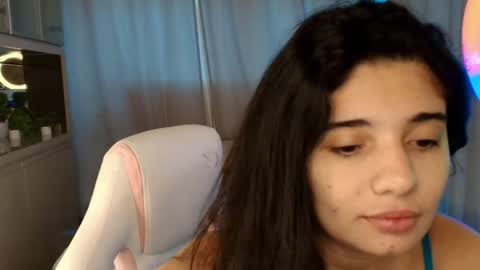 Snapshot of rose_desiree chatting on June 2, 2026, 11:01 am Rose online show from June 2, 2026, 11:01 am