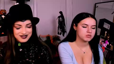 rose online show from October 30, 2025, 8:31 pm