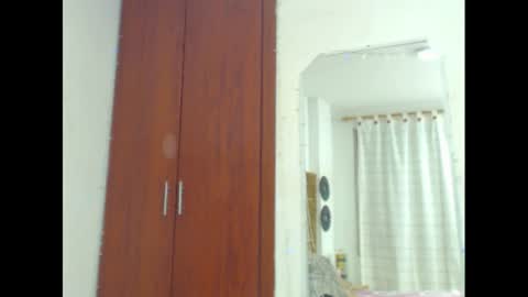 Snapshot of rose_valentiine chatting on July 18, 2026, 3:54 am rose_valentiine online show from July 18, 2026, 3:54 am