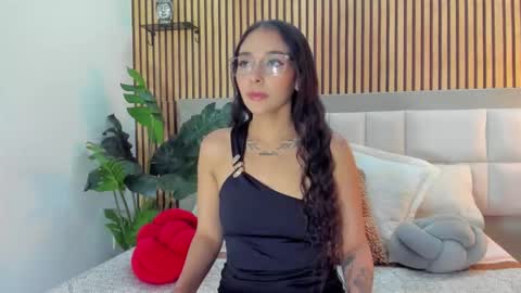 Snapshot of roseaurora chatting on February 2, 2026, 12:26 pm roseaurora online show from February 2, 2026, 12:26 pm