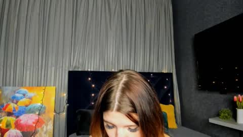 Snapshot of roseblanche2k chatting on January 26, 2025, 10:13 pm Florin online show from January 26, 2025, 10:13 pm