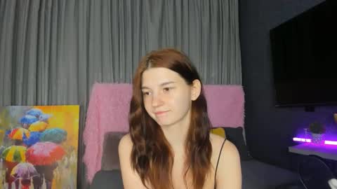 Snapshot of roseblanche2k chatting on October 12, 2025, 10:09 pm Florin online show from October 12, 2025, 10:09 pm