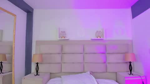 Rose online show from February 10, 2025, 4:14 pm