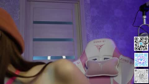 Snapshot of roseess_ chatting on March 3, 2025, 8:11 pm roseess_ online show from March 3, 2025, 8:11 pm