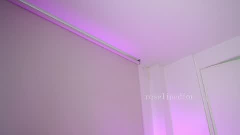 Lyla OF roselinedior online show from February 4, 2026, 11:49 am