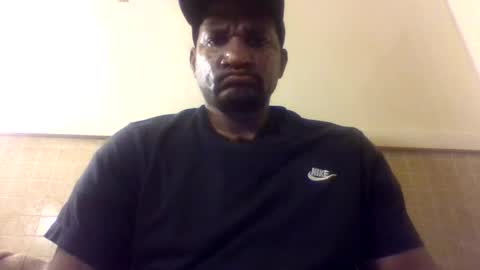 Snapshot of roshun69 chatting on May 14, 2026, 11:00 pm Roshun Haynes online show from May 14, 2026, 11:00 pm
