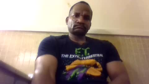Snapshot of roshun69 chatting on June 3, 2026, 4:59 am Roshun Haynes online show from June 3, 2026, 4:59 am