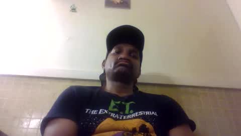 Snapshot of roshun69 chatting on June 6, 2026, 7:35 am Roshun Haynes online show from June 6, 2026, 7:35 am