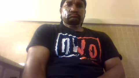 Snapshot of roshun69 chatting on August 8, 2026, 11:28 pm Roshun Haynes online show from August 8, 2026, 11:28 pm