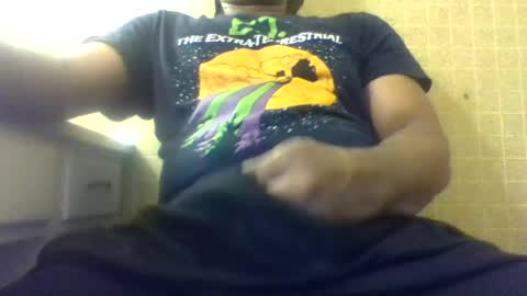 Snapshot of roshun69 chatting on August 10, 2026, 6:17 am Roshun Haynes online show from August 10, 2026, 6:17 am