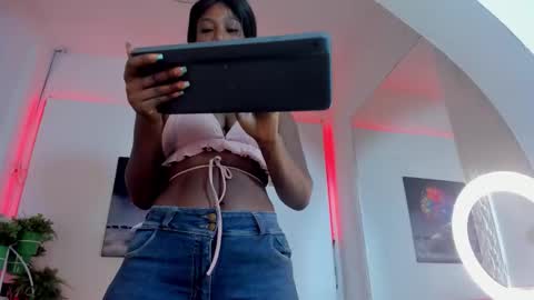 Snapshot of rosi_cooper chatting on March 25, 2026, 11:05 am rosi_cooper online show from March 25, 2026, 11:05 am