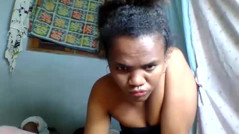 Snapshot of rosia22 chatting on September 26, 2025, 9:52 pm rosia22 online show from September 26, 2025, 9:52 pm