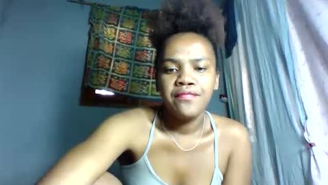 Snapshot of rosia22 chatting on September 30, 2025, 10:42 am rosia22 online show from September 30, 2025, 10:42 am