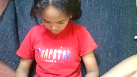 rosia685234 online show from February 22, 2026, 7:51 am