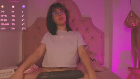 Snapshot of rosse__garden chatting on May 21, 2026, 11:39 am rosse garden online show from May 21, 2026, 11:39 am