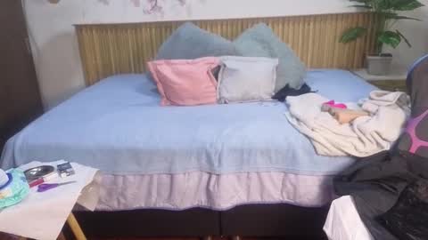 Snapshot of rosse_meyer chatting on January 5, 2026, 6:00 pm MY NAME IS ROSSE online show from January 5, 2026, 6:00 pm