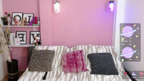 Rosse  online show from November 11, 2025, 12:05 pm