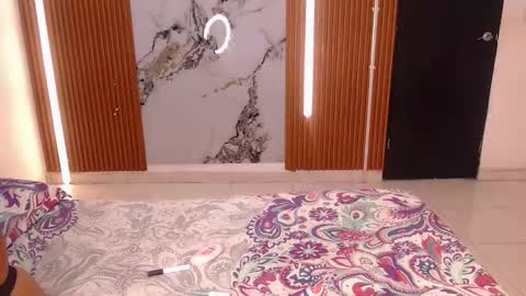 Rossi Hill online show from December 20, 2025, 12:12 pm