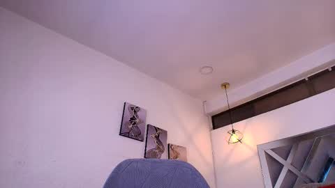 Snapshot of rossi_ss1 chatting on May 14, 2026, 3:13 am Ross online show from May 14, 2026, 3:13 am