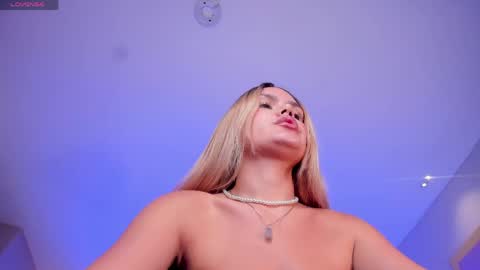Snapshot of rossirivers chatting on May 14, 2026, 12:01 pm Rossie Rivers online show from May 14, 2026, 12:01 pm