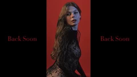 rosy_black_ online show from November 11, 2025, 6:19 pm